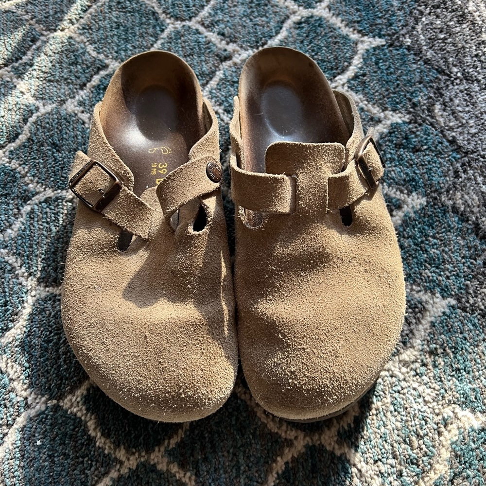Birkenstock Suede Taupe in size 39